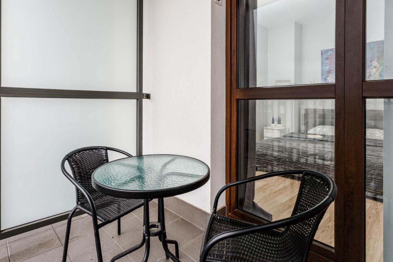 Chill Apartments Airport Ursynow Warszawa Eksteriør billede
